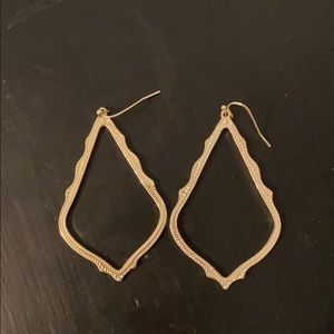 Kendra Scott earrings. Dust bag included.